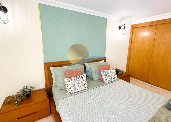 Clara Premium By Sunny Deluxe * アルブフェイラ