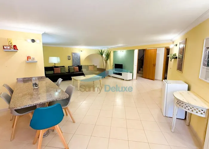 Clara Premium By Sunny Deluxe